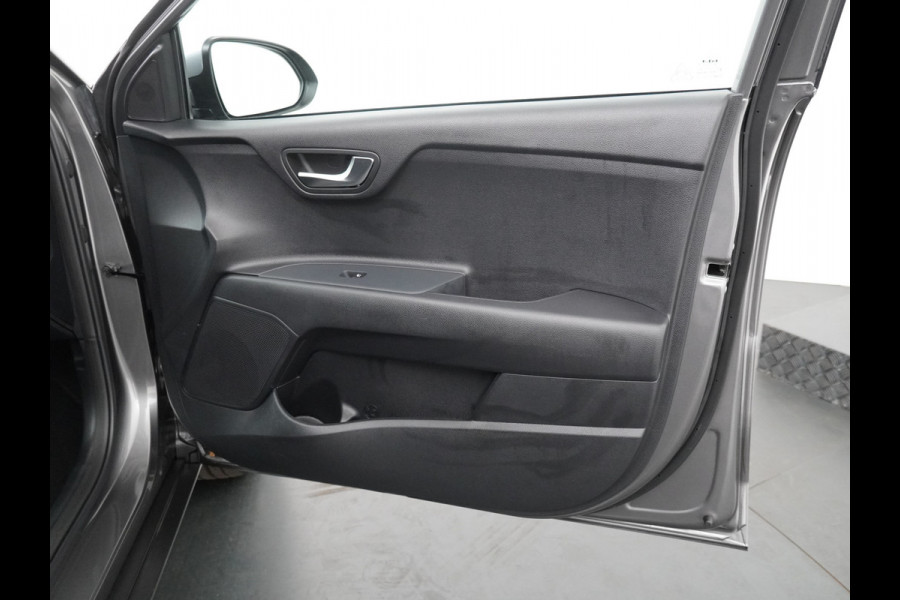 Kia Stonic 1.0 T-GDi MHEV DynamicPlusLine - Apple/Android Carplay - Navigatie - Cruise Control - Stoel/Stuurverwarming - Lichtmetalen Velgen - Fabrieksgarantie Tot 2032