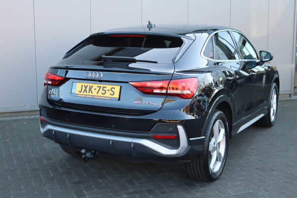 Audi Q3 Sportback 45 TFSI e PHEV Automaat S-Line/Navigatie/Elektr.-trekhaak/Stoelverwarming/19-Inch/Keyfree