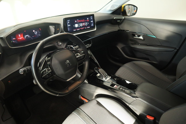 Peugeot 208 1.2 PureTech Allure Panoramadak Navigatie Full-led