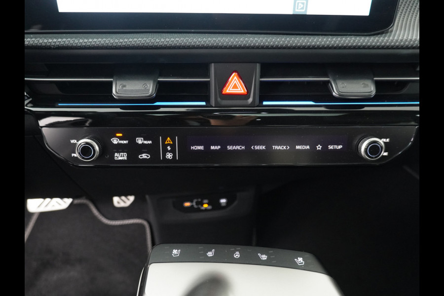 Kia Ev6 GT-Line 84 kWh - Navigatie - LED Koplampen - Stoelverkoeling - Climate Control - Adaptief Cruise Control - Lichtmetalen Velgen - Fabrieksgarantie Tot 2031
