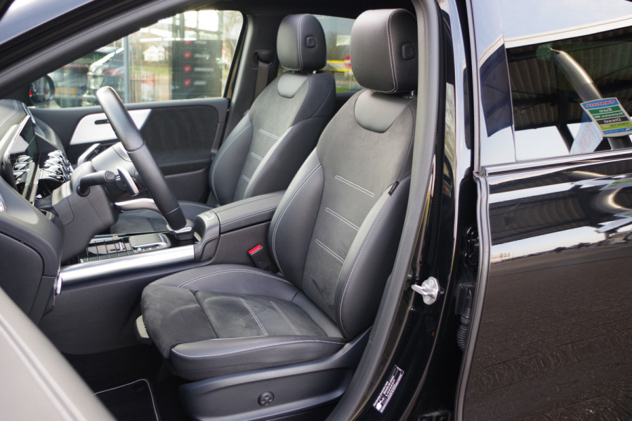 Mercedes-Benz B-Klasse 250 e AMG-Line 218 PK PHEV, Panoramadak, Memory, Sfeeverlichting, Camera, cArplay