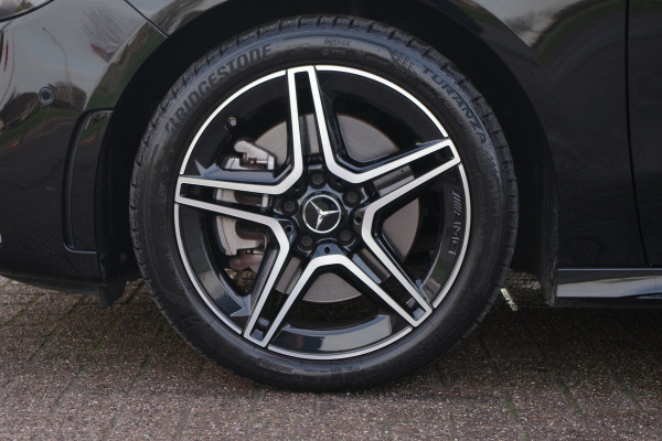 Mercedes-Benz B-Klasse 250 e AMG-Line 218 PK PHEV, Panoramadak, Memory, Sfeeverlichting, Camera, cArplay