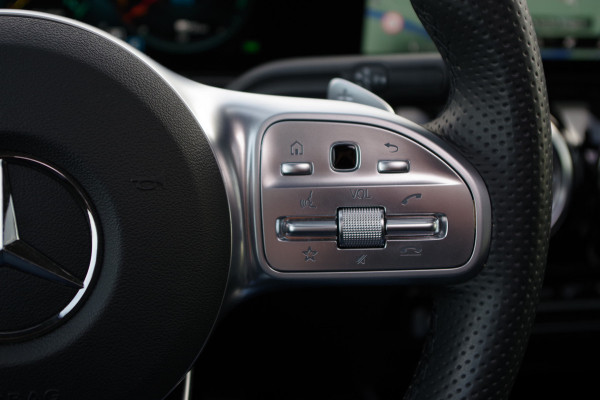 Mercedes-Benz B-Klasse 250 e AMG-Line 218 PK PHEV, Panoramadak, Memory, Sfeeverlichting, Camera, cArplay