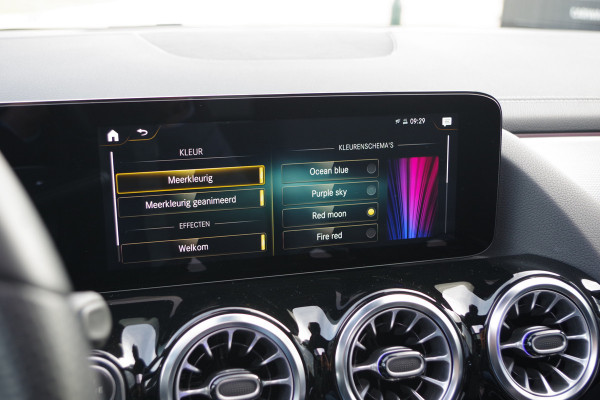 Mercedes-Benz B-Klasse 250 e AMG-Line 218 PK PHEV, Panoramadak, Memory, Sfeeverlichting, Camera, cArplay