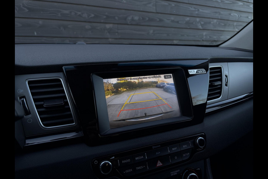 Kia Niro 1.6 GDi Hybrid DynamicLine l NAP l Camera l Trekhaak l Apple Carplay