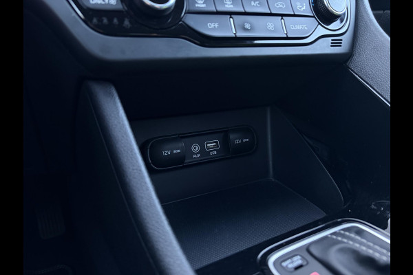 Kia Niro 1.6 GDi Hybrid DynamicLine l NAP l Camera l Trekhaak l Apple Carplay