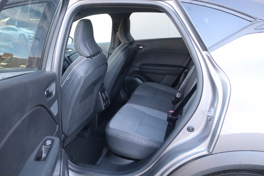 Renault Captur 1.3TCE 160PK Automaat MHEV Techno Camera/Carplay/Cruise-control/Parkeerhulp