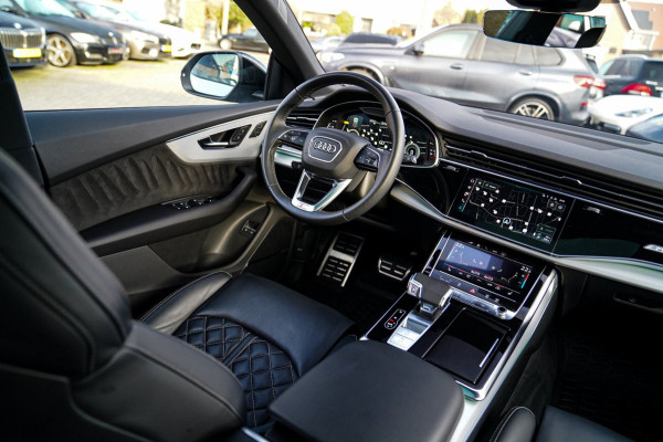 Audi Q8 55 TFSI e Quattro Pro Line S | Bang&Olufsen | BTW | Panorama | RS-zetels | Adaptieve Cruise | Elek Trekhaak | Memory | 360