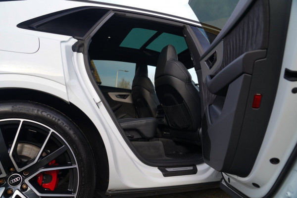 Audi Q8 55 TFSI e Quattro Pro Line S | Bang&Olufsen | BTW | Panorama | RS-zetels | Adaptieve Cruise | Elek Trekhaak | Memory | 360