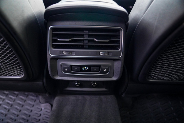 Audi Q8 55 TFSI e Quattro Pro Line S | Bang&Olufsen | BTW | Panorama | RS-zetels | Adaptieve Cruise | Elek Trekhaak | Memory | 360