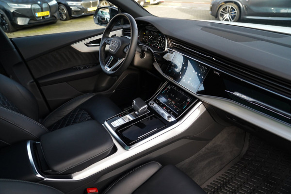 Audi Q8 55 TFSI e Quattro Pro Line S | Bang&Olufsen | BTW | Panorama | RS-zetels | Adaptieve Cruise | Elek Trekhaak | Memory | 360