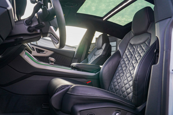 Audi Q8 55 TFSI e Quattro Pro Line S | Bang&Olufsen | BTW | Panorama | RS-zetels | Adaptieve Cruise | Elek Trekhaak | Memory | 360