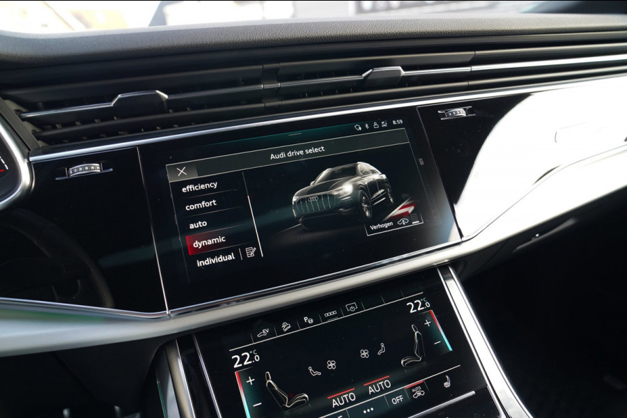 Audi Q8 55 TFSI e Quattro Pro Line S | Bang&Olufsen | BTW | Panorama | RS-zetels | Adaptieve Cruise | Elek Trekhaak | Memory | 360