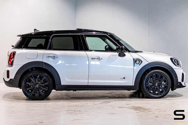 MINI Countryman 1.5 Cooper S E ALL4|Pano|E-stoel|HUD|H&K