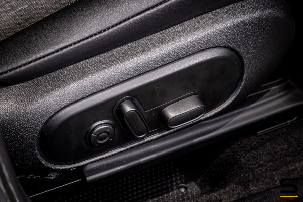 MINI Countryman 1.5 Cooper S E ALL4|Pano|E-stoel|HUD|H&K