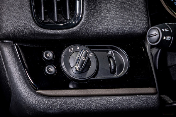 MINI Countryman 1.5 Cooper S E ALL4|Pano|E-stoel|HUD|H&K