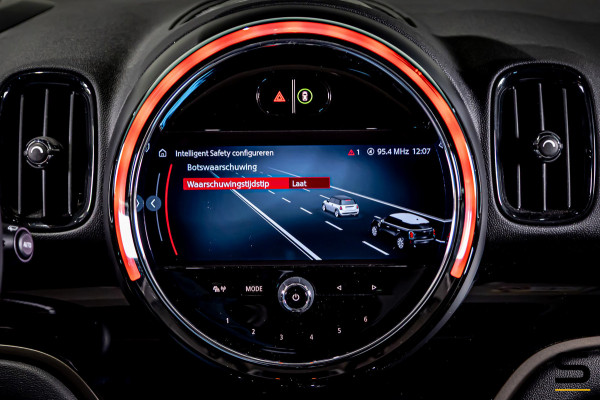MINI Countryman 1.5 Cooper S E ALL4|Pano|E-stoel|HUD|H&K