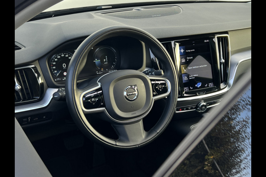 Volvo V60 2.0 T6 Recharge AWD Inscription Expression | Trekhaak | Pilot Assist | Pano | Harman Kardon