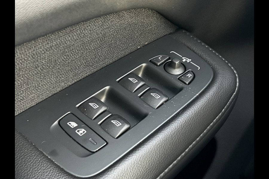 Volvo V60 2.0 T6 Recharge AWD Inscription Expression | Trekhaak | Pilot Assist | Pano | Harman Kardon