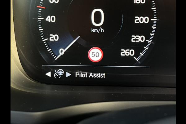 Volvo V60 2.0 T6 Recharge AWD Inscription Expression | Trekhaak | Pilot Assist | Pano | Harman Kardon