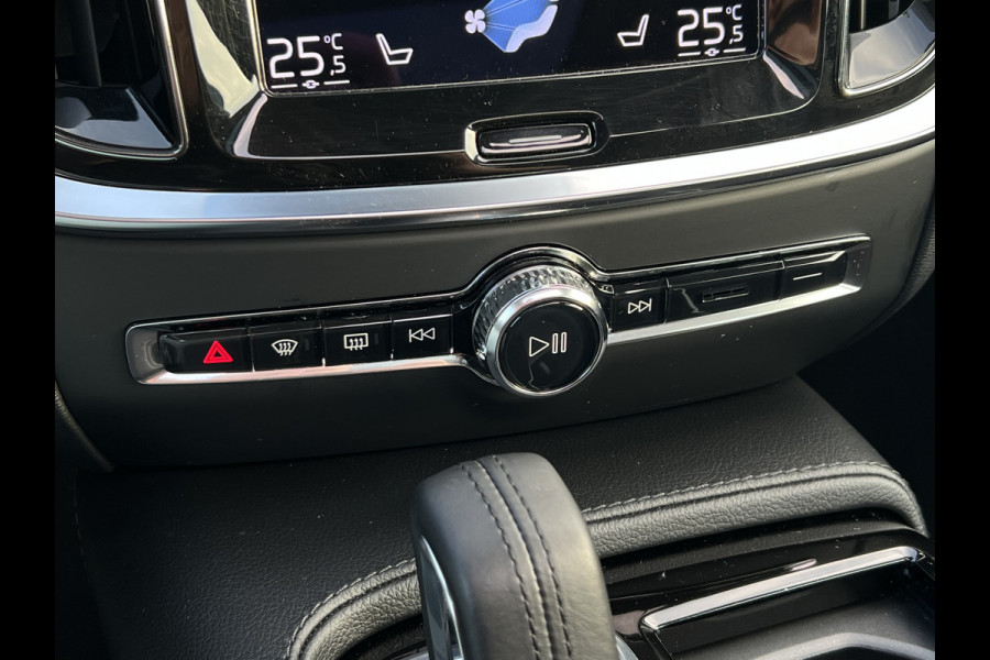 Volvo V60 2.0 T6 Recharge AWD Inscription Expression | Trekhaak | Pilot Assist | Pano | Harman Kardon
