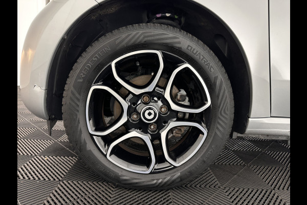 Smart Forfour EQ Business Solution 18 kWh [ 3-Fase ] {SOH-89%} (INCL-BTW) Aut. *NAVI-FULLMAP | LEATHER | ECC | CRUISE | HEATED-COMFORT-SEATS | 15"ALU*