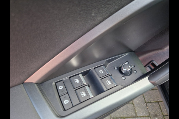 Audi Q3 40 TFSI Quattro Pro Line S /Virtual Cockpit /ACC /Matrix /Drive select