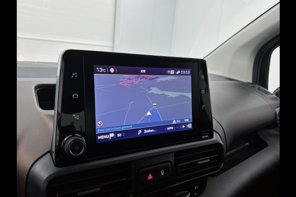 Peugeot Rifter Long 1.2 131PK Automaat GT 7pers. * Distributie vv.bij 95Dkm * / Trekhaak / Airco-ecc. / Pdc+Camera / Navigatie / 2xSchuifdeur / Apk 03-2027