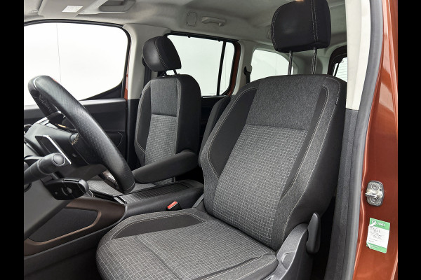 Peugeot Rifter Long 1.2 131PK Automaat GT 7pers. * Distributie vv.bij 95Dkm * / Trekhaak / Airco-ecc. / Pdc+Camera / Navigatie / 2xSchuifdeur / Apk 03-2027