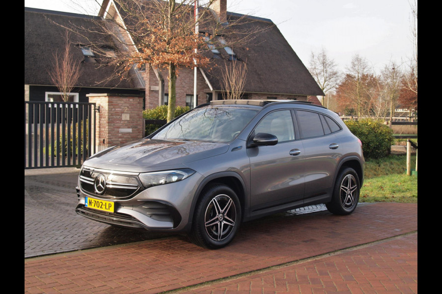 Mercedes-Benz EQA 250 Business Solution AMG 67 kWh | SOH 98% | Panoramadak | Head-Up Display | 360 Camera | Sfeerverlichting | Burmester | NL-Auto |