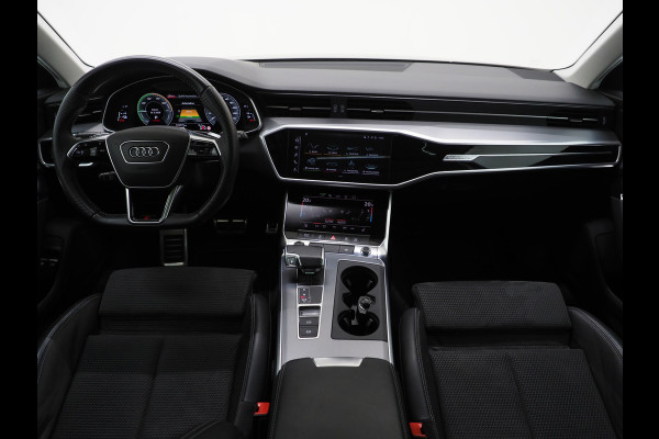 Audi A6 Avant 55 TFSI e quattro Competition Full Black | Panoramadak | Trekhaak | HUD | Adaptive Cruise | Camera | Carplay