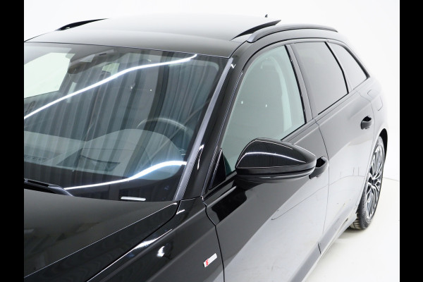 Audi A6 Avant 55 TFSI e quattro Competition Full Black | Panoramadak | Trekhaak | HUD | Adaptive Cruise | Camera | Carplay