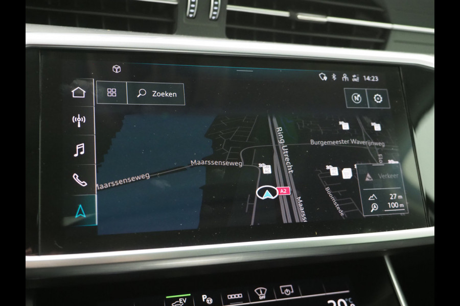 Audi A6 Avant 55 TFSI e quattro Competition Full Black | Panoramadak | Trekhaak | HUD | Adaptive Cruise | Camera | Carplay