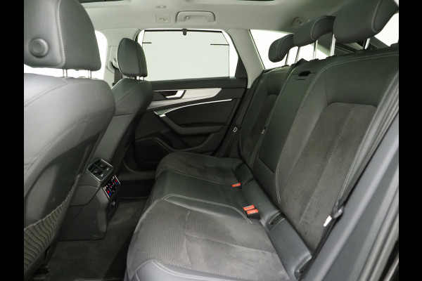 Audi A6 Avant 55 TFSI e quattro Competition Full Black | Panoramadak | Trekhaak | HUD | Adaptive Cruise | Camera | Carplay