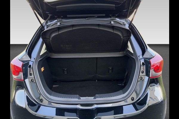 Mazda 2 1.5 Skyactiv-G Luxury | Navigatie | Stoel-Stuur verwarming