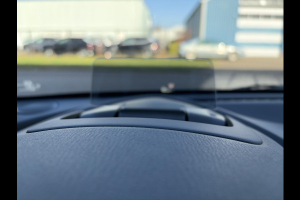 Mazda 2 1.5 Skyactiv-G Luxury | Navigatie | Stoel-Stuur verwarming
