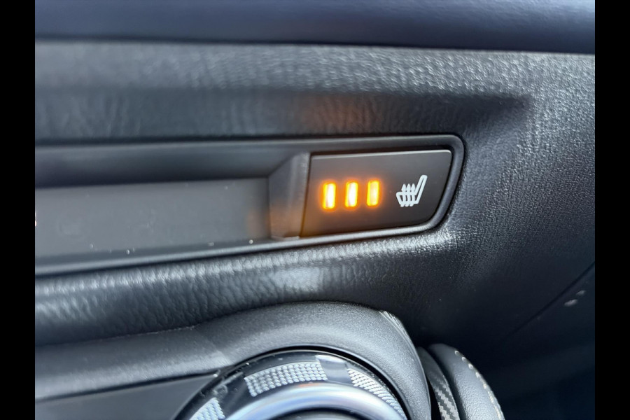 Mazda 2 1.5 Skyactiv-G Luxury | Navigatie | Stoel-Stuur verwarming
