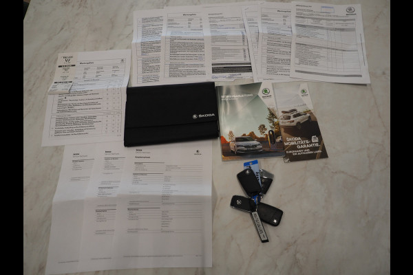 Škoda Superb Combi 1.4 TSI iV 218PK Style | Trekhaak | Adaptive Cruise | Virtual | Stoelverwarming | DAB | PDC | Carplay