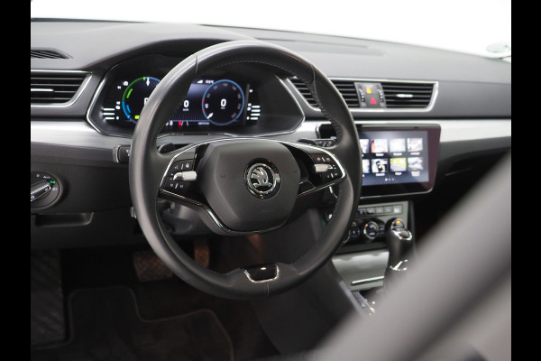 Škoda Superb Combi 1.4 TSI iV 218PK Style | Trekhaak | Adaptive Cruise | Virtual | Stoelverwarming | DAB | PDC | Carplay