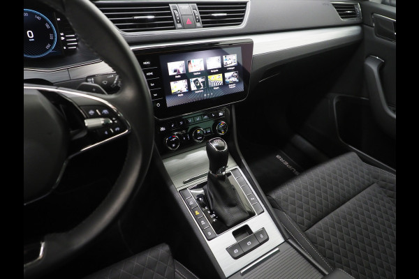 Škoda Superb Combi 1.4 TSI iV 218PK Style | Trekhaak | Adaptive Cruise | Virtual | Stoelverwarming | DAB | PDC | Carplay