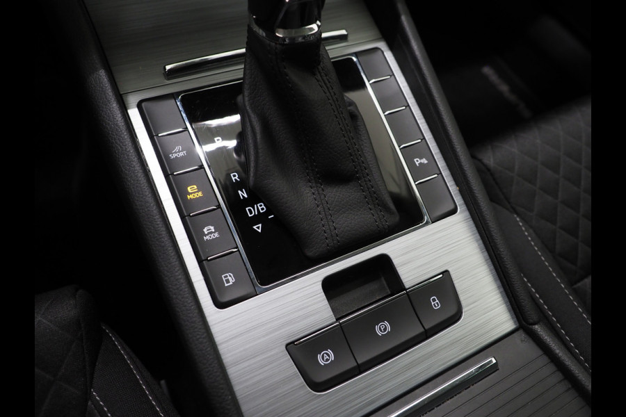 Škoda Superb Combi 1.4 TSI iV 218PK Style | Trekhaak | Adaptive Cruise | Virtual | Stoelverwarming | DAB | PDC | Carplay