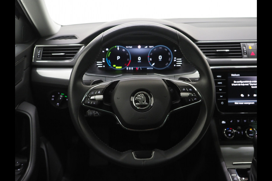 Škoda Superb Combi 1.4 TSI iV 218PK Style | Trekhaak | Adaptive Cruise | Virtual | Stoelverwarming | DAB | PDC | Carplay