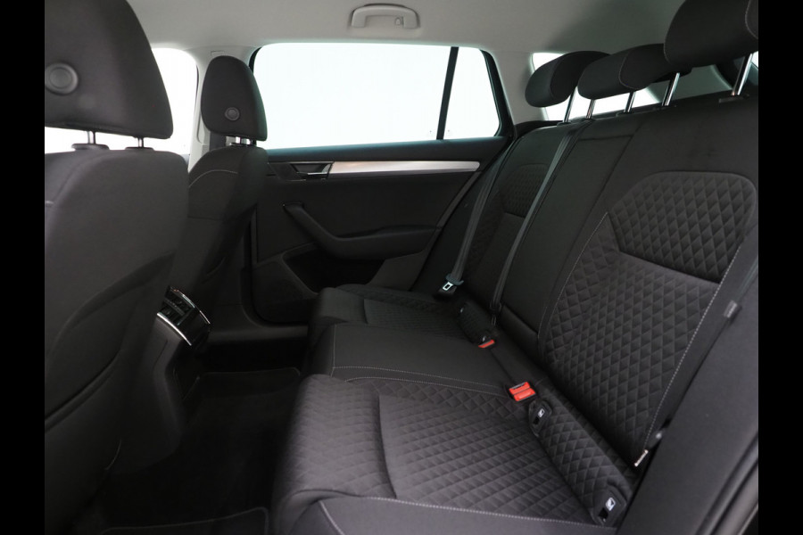 Škoda Superb Combi 1.4 TSI iV 218PK Style | Trekhaak | Adaptive Cruise | Virtual | Stoelverwarming | DAB | PDC | Carplay