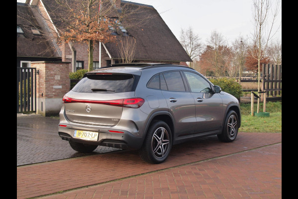 Mercedes-Benz EQA 250 Business Solution AMG 67 kWh | SOH 98% | Panoramadak | Head-Up Display | 360 Camera | Sfeerverlichting | Burmester | NL-Auto |