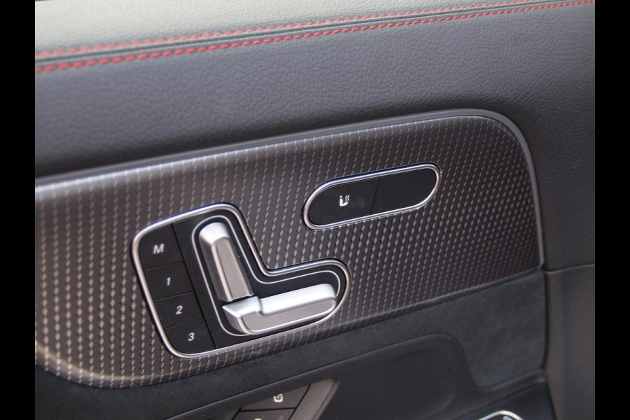 Mercedes-Benz EQA 250 Business Solution AMG 67 kWh | SOH 98% | Panoramadak | Head-Up Display | 360 Camera | Sfeerverlichting | Burmester | NL-Auto |