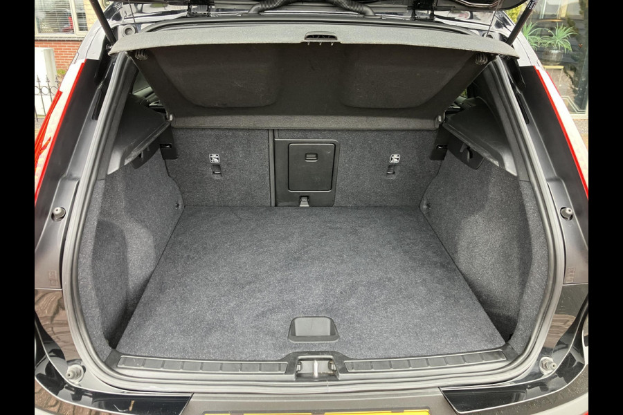 Volvo XC40 1.5 T3 | Trekhaak | ACC | 12 mnd garantie