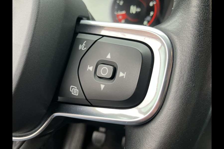 Volvo XC40 1.5 T3 | Trekhaak | ACC | 12 mnd garantie