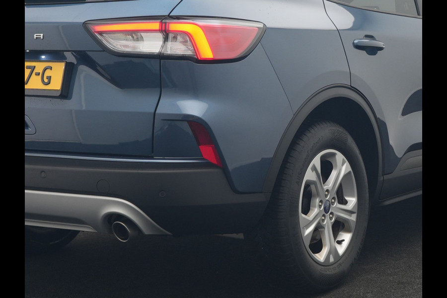 Ford Kuga 1.5 Ecoboost 150pk Dealer O.H | 1800kg Trekgewicht | LED Koplampen |  Navigatie | Stoelen & Stuur Verwarmd | Apple Carplay | DAB |