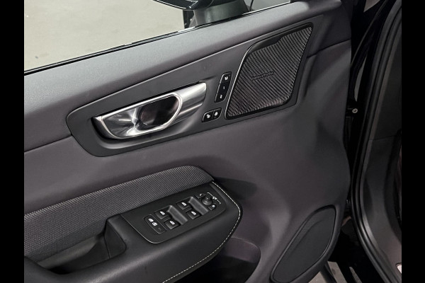 Volvo XC60 2.0 T6 Plug-in hybrid AWD Plus Dark Trekhaak | Open dak | 360 camera | Stuur-/stoelverwarming | Memory | Carplay | Harman/Kardon