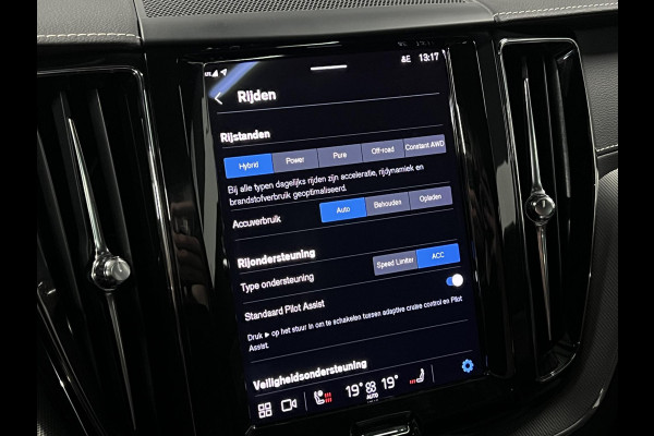 Volvo XC60 2.0 T6 Plug-in hybrid AWD R-Design Luchtvering | Trekhaak | Bowers & Wilkins | Open dak | Adapt. cruise | 360 camera | Memory | Stuur-/stoelverwarming | Head-up